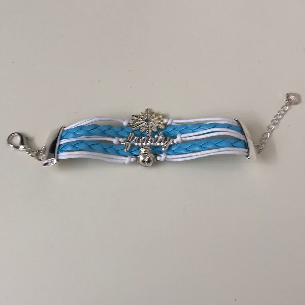 ☃️Frosty☃️ Bracelet ❄️NWOT❄️ 